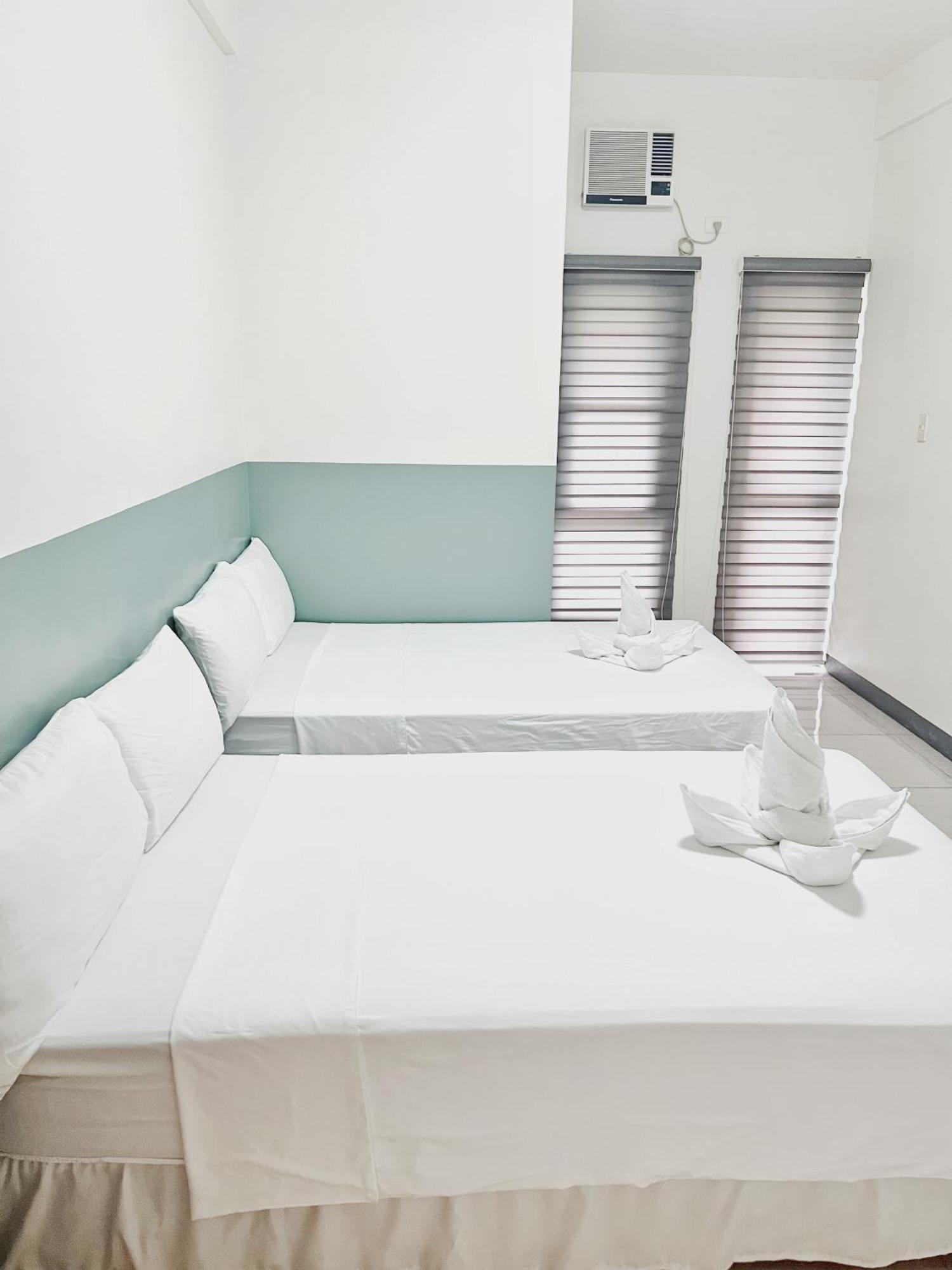 Verra Inn Тагайтай Экстерьер фото